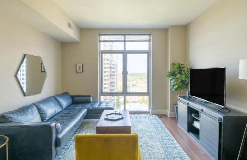 Reston Apartamento | Reston 2br steps to mall hospital restaurants WDC-832