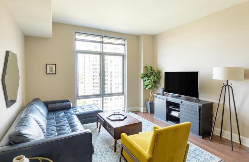 Reston Apartamento | Reston 2br steps to mall hospital restaurants WDC-832