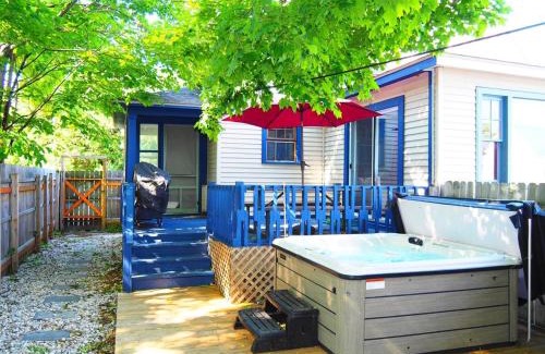 Frankfort Casa | Restoration - Private Spa And Great Location!