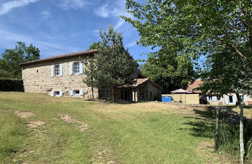 Boffres Casa | Granja de Ardèche restaurada con piscina climatizada