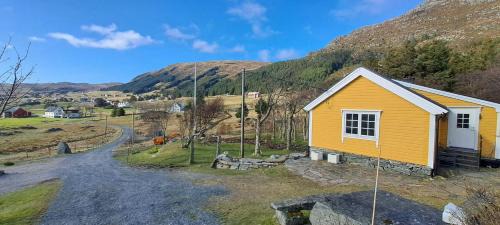 Vagsoy Casa | Restored Farmhouse By The Sea In Kvalheim