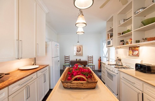 Governor's Harbour Casa | Restored Historic Waterfront Captains Home, Sunset Views, Walk to Beach