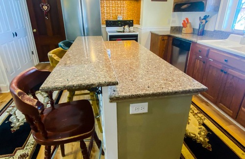 Edwardsburg Casa | Restored historic home near ND and Amish Country