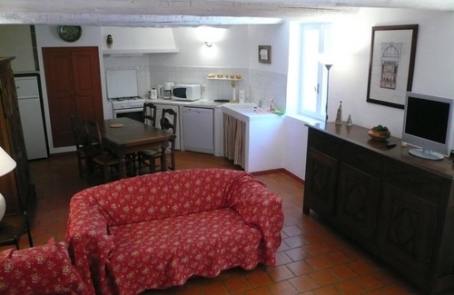 Gargas Casa | Casa antigua restaurada, ambiente tranquilo y bonito.