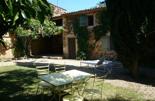 Gargas Casa | Casa antigua restaurada, ambiente tranquilo y bonito.