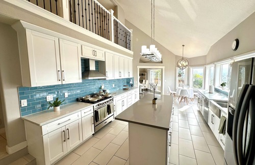 East San Jose Villa | Retreat @ 7B4B villa with Pool, Hot Tub and Amazing View in SF Bay