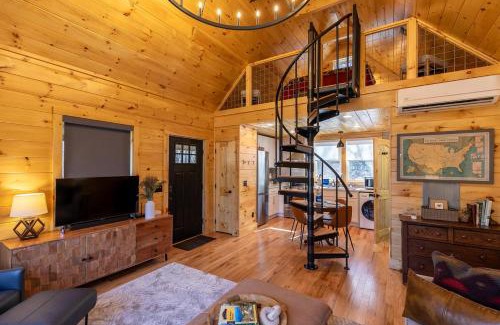 West Jefferson Casa | Retreat at Riverbend