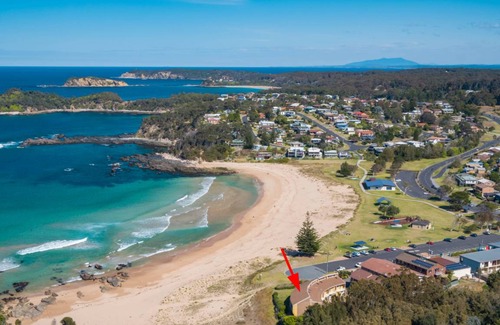 Malua Bay Apartamento | Retreat Beside The Beach - Unit Five