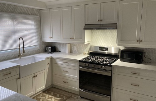 Port Weller Casa | Retreat by the Lake - Near the Niagara Wineries!