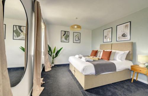 Stonnall Casa | Retreat Close to the N.E.C. Airport Resort World
