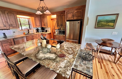Dillard Casa | 3300 'Elev! Golf / Caminata / Perca @ Sky Valley / Highlands Area! Vista al lago / monte 5B / 4B!