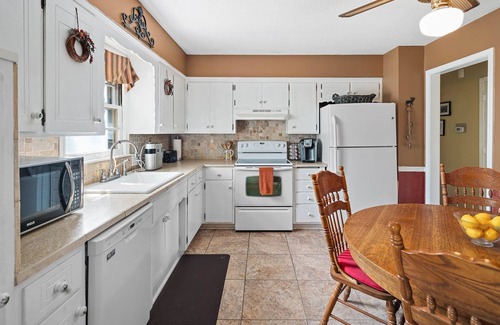 Olathe Casa | Retreat House,