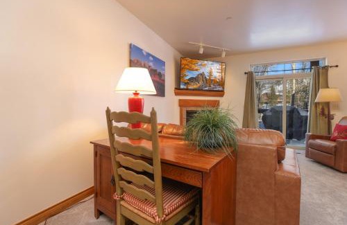 Willow Grove Casa | Retreat on the Blue Condo: Your Riverfront Retreat