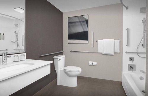 Tigard Casa | Retreat to our Newly Renovated South Portland