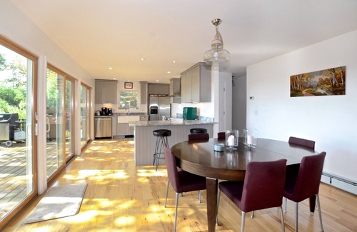 Glenford Cabaña | RETREAT TO SPENCER COTTAGE Relax w. Friends Family