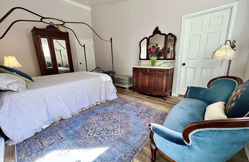 Ventura County Otro | Retreat to the Ranch minutes from Ventura!