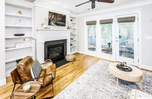 Davidson Casa | Retreat w Patio Just Steps from Main St Davidson