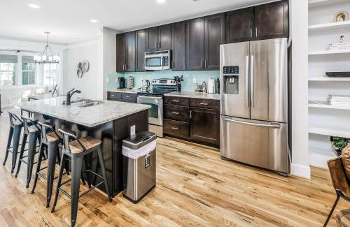 Davidson Casa | Retreat w Patio Just Steps from Main St Davidson