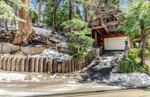 Cedar Glen Casa | Retro Cabin