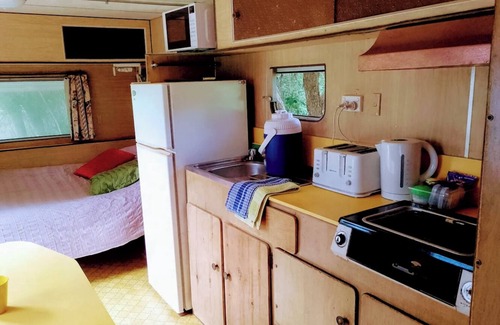 Valery Casa | Family Size Caravan 8 Minutes from Pacific Highway