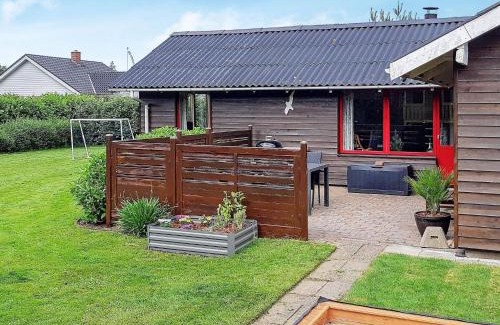 Bork Havn Casa | Retro Chic Haven in Bork Harbor-By Traum