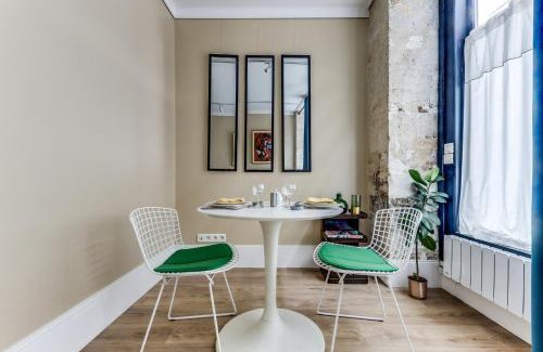 Quartier du Gros-Caillou Apartamento | Retro Color - Rénové proche de Tour Eiffel