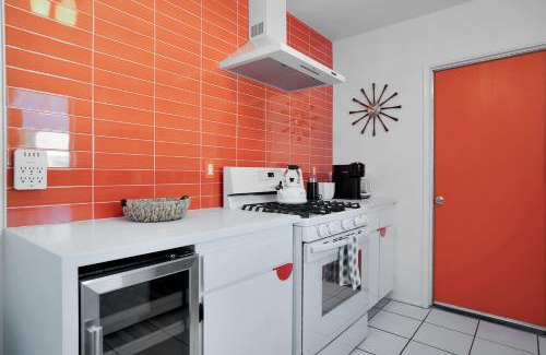 Racquet Club South Casa | Retro Desert Retreat - Ideal Palm Springs