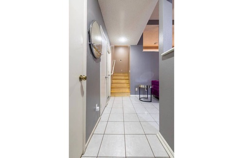 Sylmar Casa | Retro eclectic 3 bedroom townhouse- content heaven