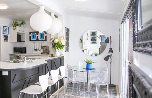 Cessnock Casa | Retro Hidden Gem 10 mins to Wineries