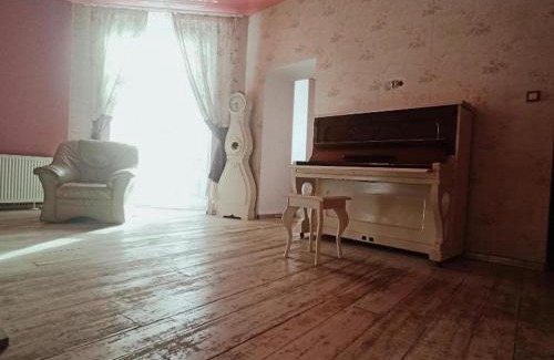 Czestochowa Apartamento | Retro House