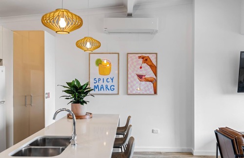 Buff Point Apartamento | Retro Lake Vista By Coast Hosting