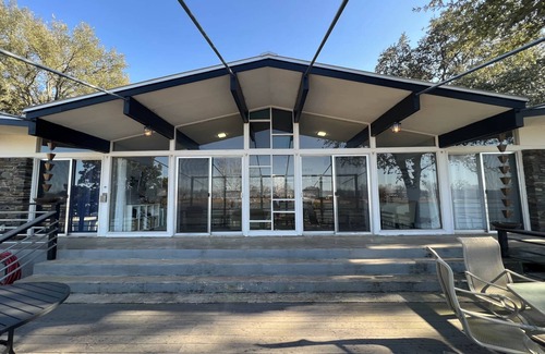 Kingsland Casa | Retro Lakehouse - A Touch of Cabo, Vacation Paradise on Lake LBJ