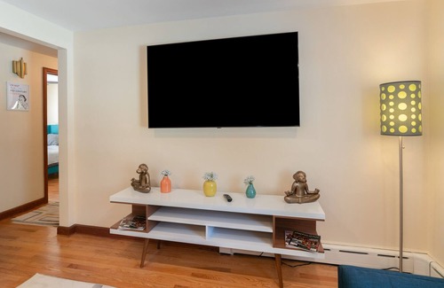 Prospect Casa | Retro mid-century modern ranch in the heart of CT!