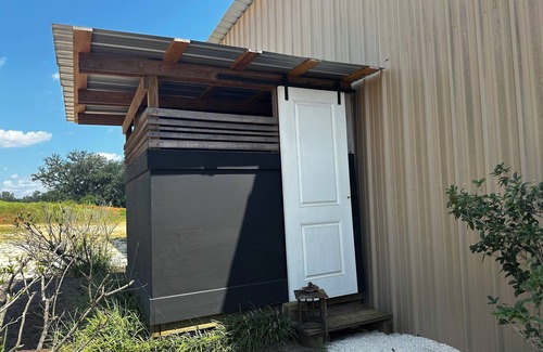 Fairhope Casa | Retro restored 1-bedroom caravan in Fairhope with AC