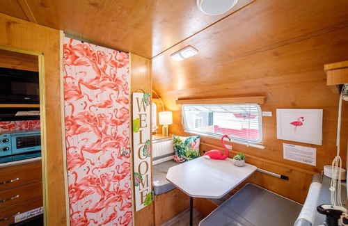 Granite Hills Casa | Retro RV Retreat- Unique family adventure!