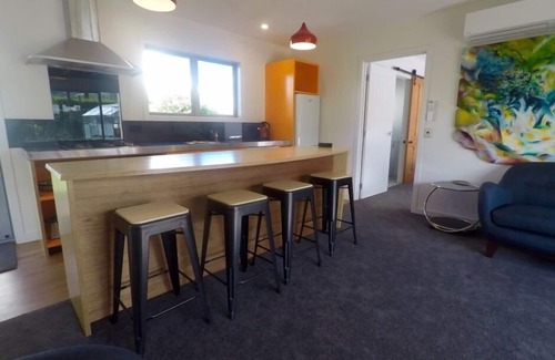 Wanaka Apartamento | Apartamento de estilo retro en el soleado Wanaka