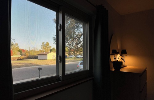 Applewood Villages Cabaña | ✨Retro Wheat Ridge Retreat ~ 2B Entire House ~ Fenced Yard ~ Quiet Area 🏠