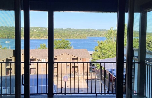 Indian Point Villa | REUNION HEADQUARTERS! 5-Villas, Private Pool, Hot Tub & Game Room! Sleeps 29!