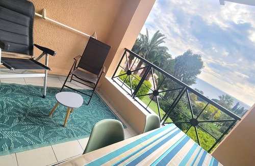 Cap Esterel Apartamento | Rev'Azur Vue mer, Clim,lave linge, frigo+congélateur, Fibre, Centre Village (C2)