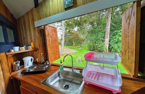 Pavones Cabina | Reventazon River Mountain Lodge