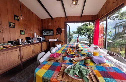 Pavones Cabina | Reventazon River Mountain Lodge