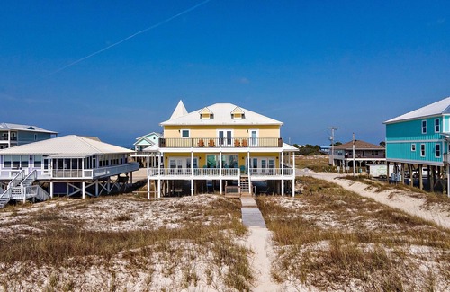 Saint Elmo Casa | Revive and Relax at Coastsoul Revival Your Fort Morgan Getaway! Gulf Front