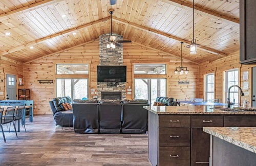 New Plymouth Cabina | Revive Ridge-Lodge-Baño Privado-Vista al campo