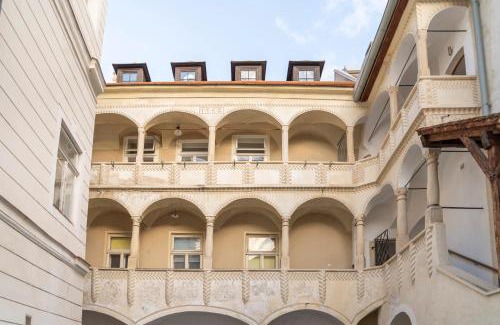 Krems an der Donau Apartamento | revLIVING Historic Lodge Oldtown Apartment Krems