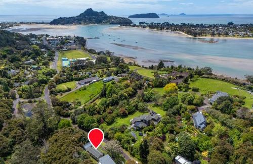 Tairua Casa | Rewa Rewa Retreat - Tairua Holiday Home
