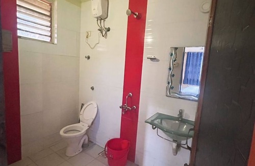 Arpora Hotel | Rewas Guest House