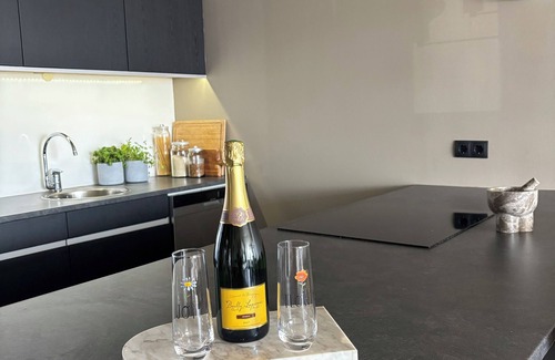 Arbær Apartamento | Reykjavik 3-bedroom apartment close to nature and Golden Circle