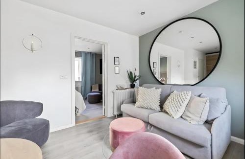 Downtown Casa | Reykjavík Center, King bed, 65" TV with Netflix