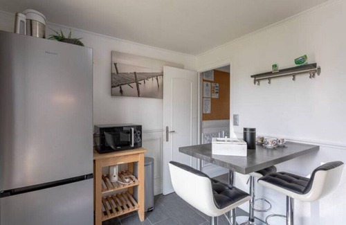 La Ferriere Apartamento | Rez-de-jardin Salle de Réunion
