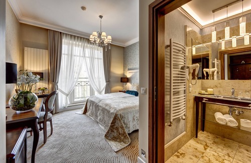 Piekary Slaskie Hotel | Rezydencja Luxury Hotel